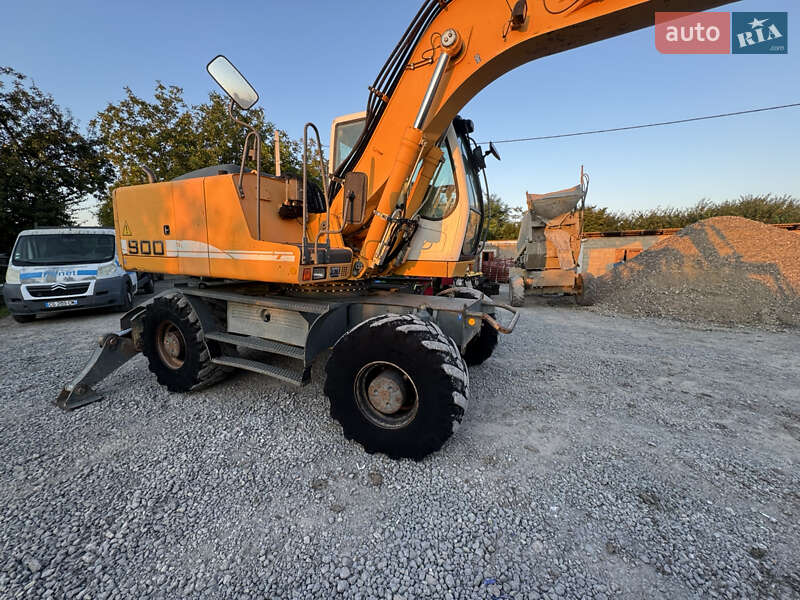 Колесный экскаватор Liebherr 900 Litronic 2010 в Недобоевцах