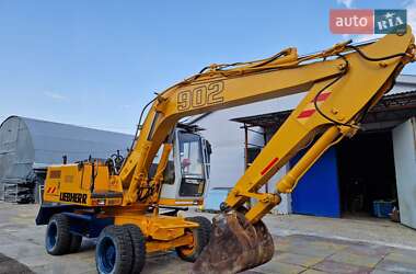 Колесный экскаватор Liebherr 902 1900 в 