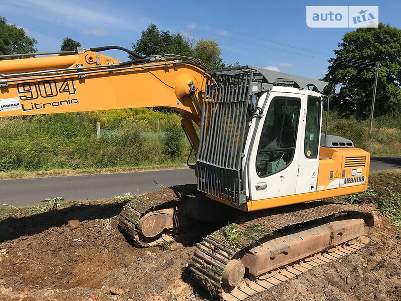 Гусеничный экскаватор Liebherr 904 2005 в Ковеле