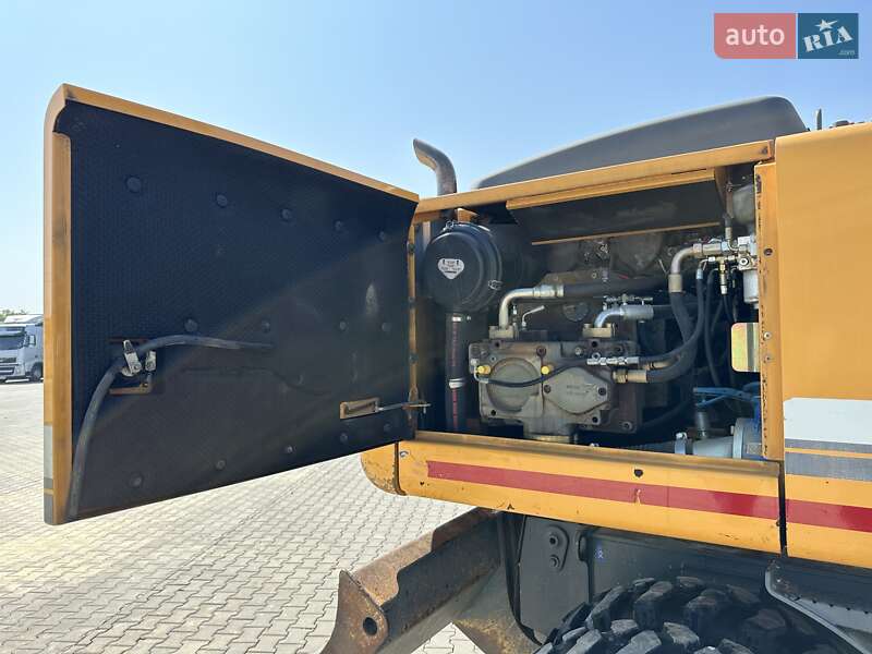 Колісний екскаватор Liebherr 904 2009 в Чернівцях фото 18 Колісний екскаватор Liebherr 904 2009 в Чернівцях