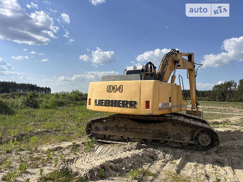 Гусеничный экскаватор Liebherr 914 2004 в Луцке