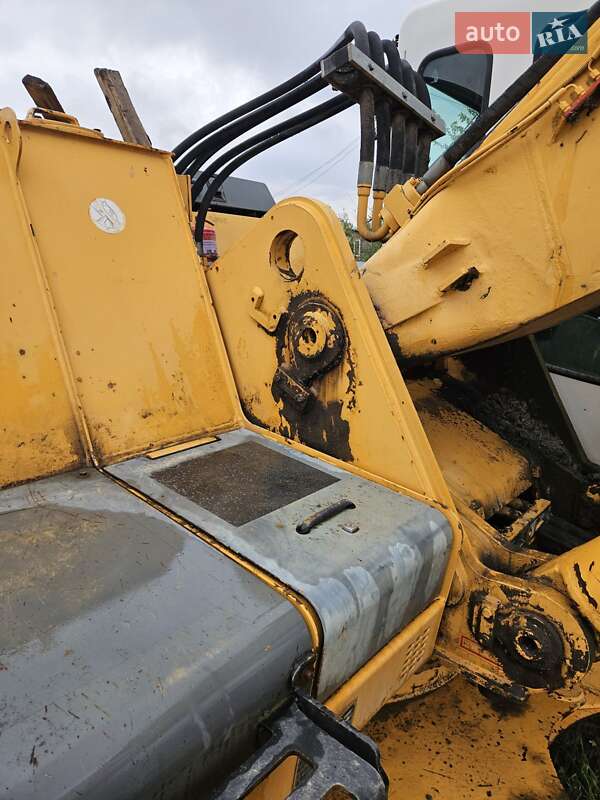 Экскаватор Liebherr 942 1998 в Надворной