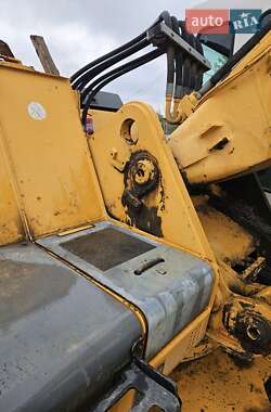 Экскаватор погрузчик Liebherr 942 1998 в 