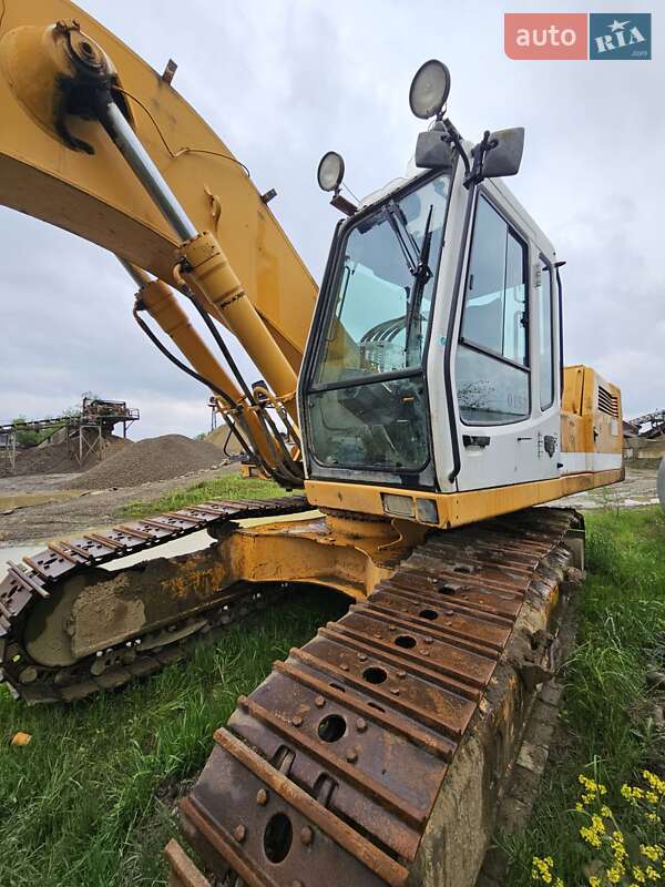 Экскаватор Liebherr 942 1998 в Надворной