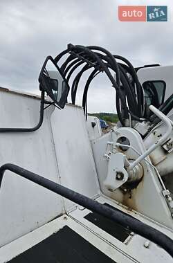 Экскаватор погрузчик Liebherr 942 1998 в 