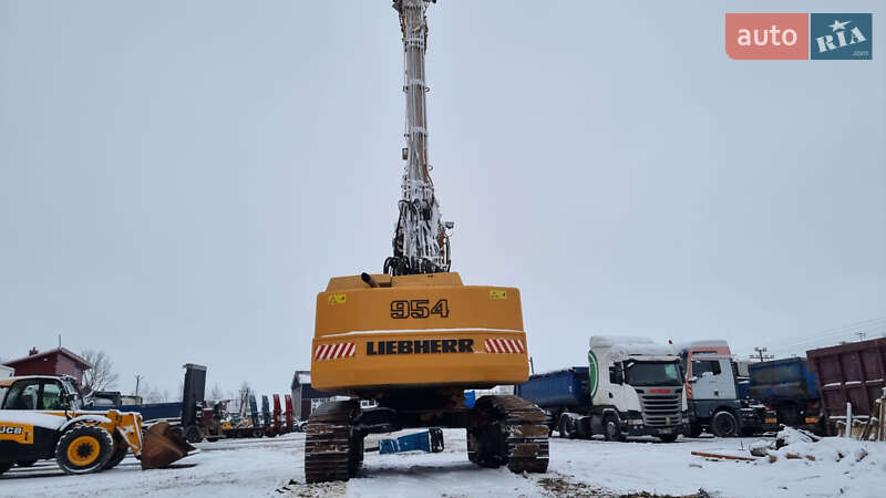 Гусеничный экскаватор Liebherr 954 2004 в Одессе