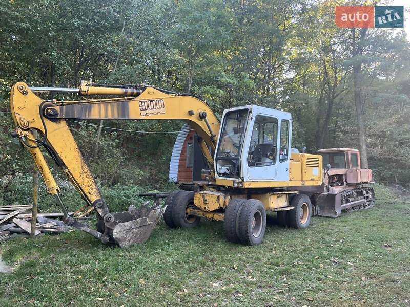 Екскаватор навантажувач Liebherr A 900 1993 в Києві
