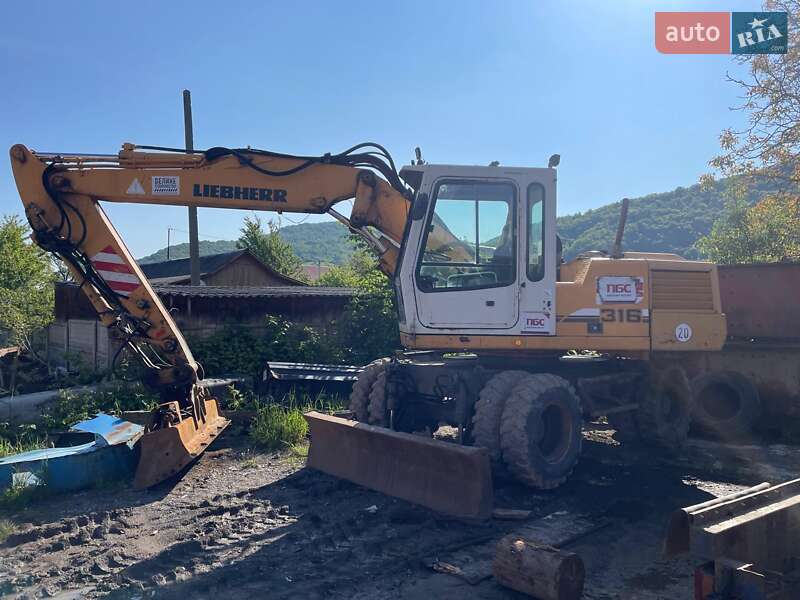Колесный экскаватор Liebherr A316 2000 в 