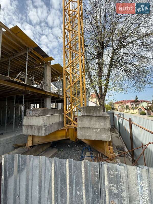 Башенный кран Liebherr EC 1988 в Тернополе