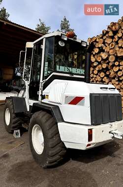 Фронтальні навантажувачі Liebherr L 506 1995 в 