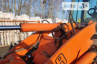 Фронтальні навантажувачі Liebherr L 509 2002 в 