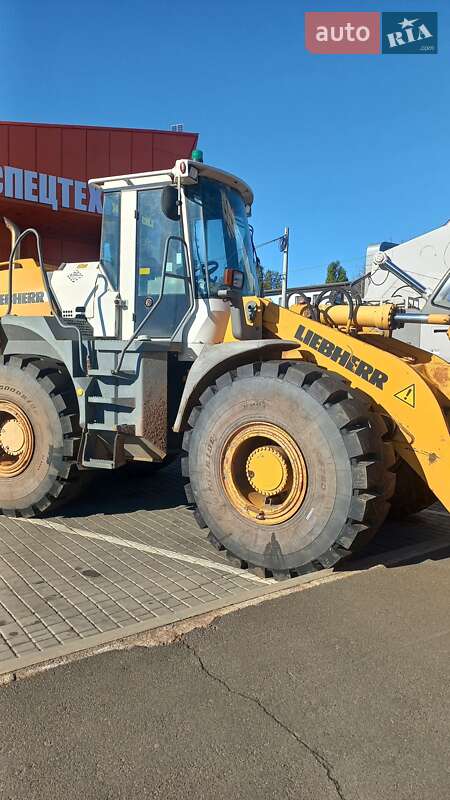 Liebherr L 544 2002