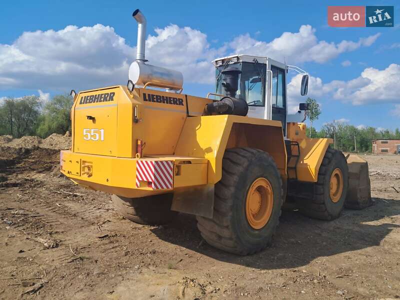 Фронтальный погрузчик Liebherr L 551 1998 в Калуше