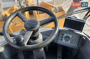 Фронтальні навантажувачі Liebherr L554 2003 в 