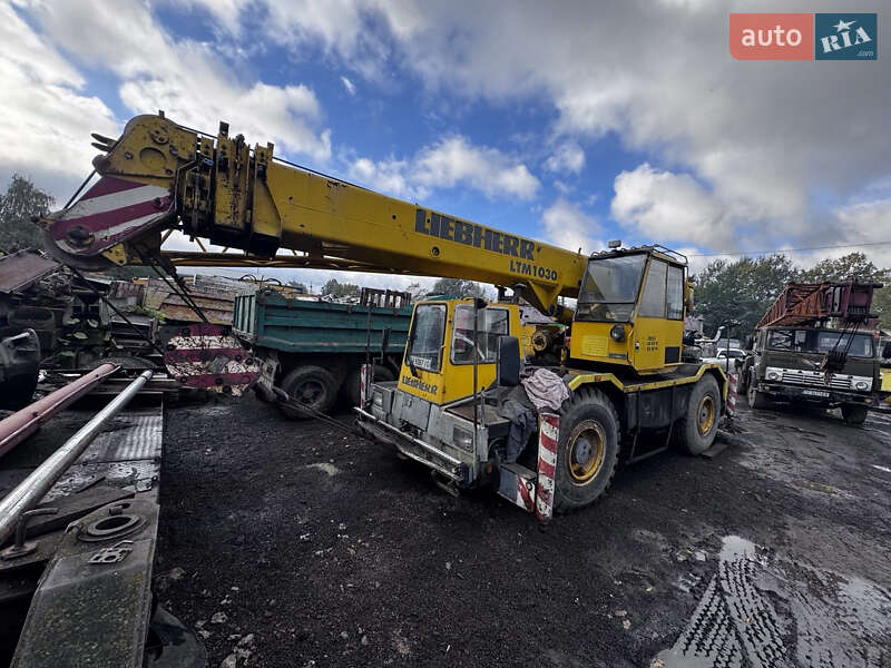 Автокран Liebherr LTM 1030 1987 в Черновцах
