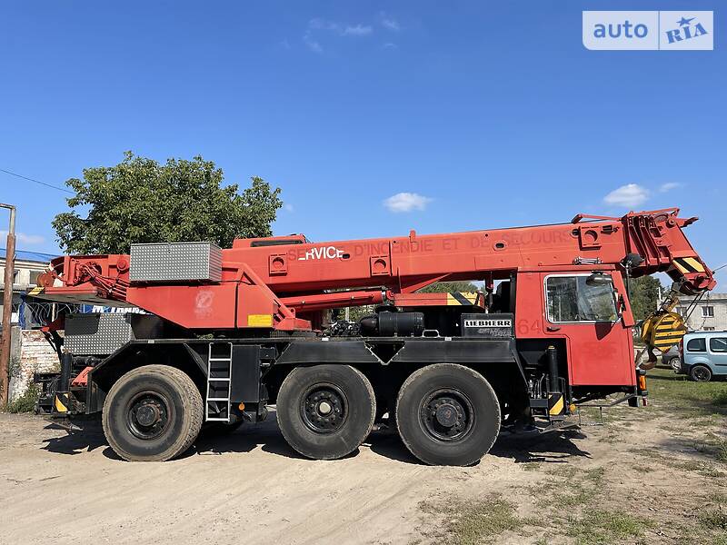 Автокран Liebherr LTM 1993 в Чернігові