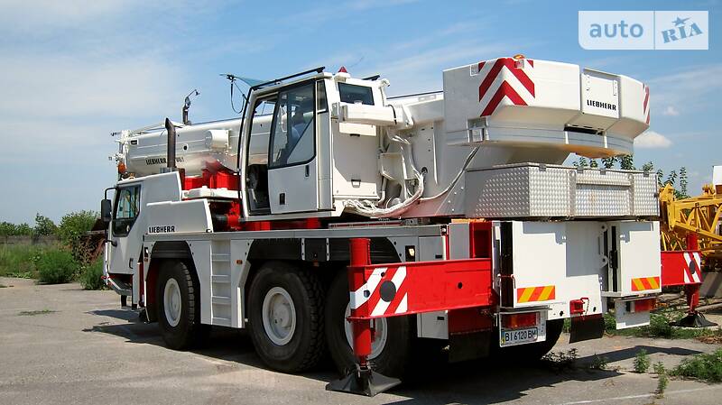 Автокран Liebherr LTM 2003 в Кременчуці