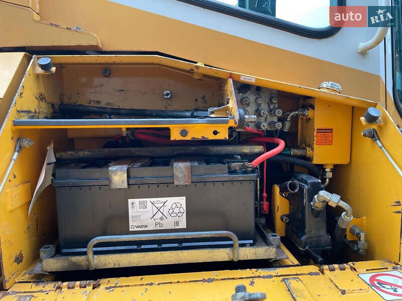 Бульдозер Liebherr PR 2007 в Львове