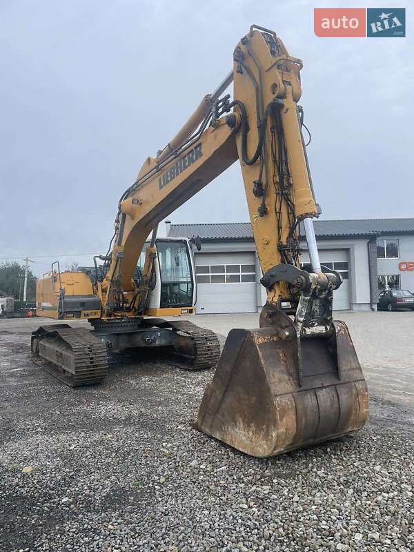 Гусеничний екскаватор Liebherr R 934 2008 в Львові