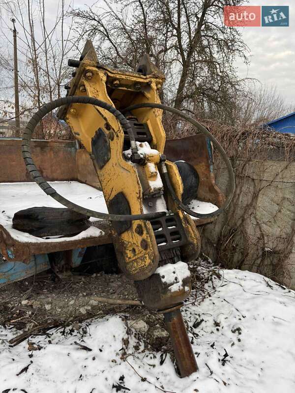 Гусеничний екскаватор Liebherr R 934 1999 в Рівному