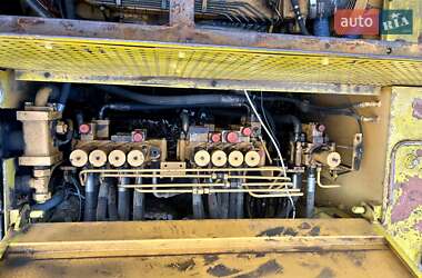 Гусеничный экскаватор Liebherr R 934 1986 в 