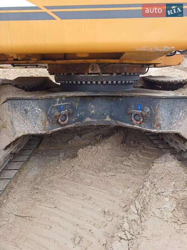 Гусеничный экскаватор Liebherr R 9400 2009 в Рогатине