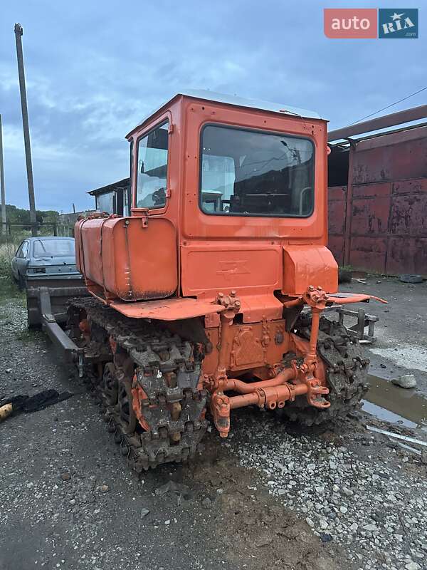 Бульдозер Liebherr T 1990 в Сторожинці