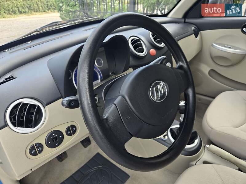 Хэтчбек Lifan 320 2011 в Каменском