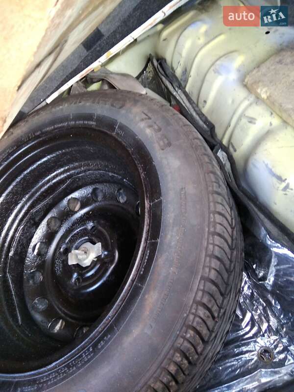 Хэтчбек Lifan 320 2011 в Борисполе