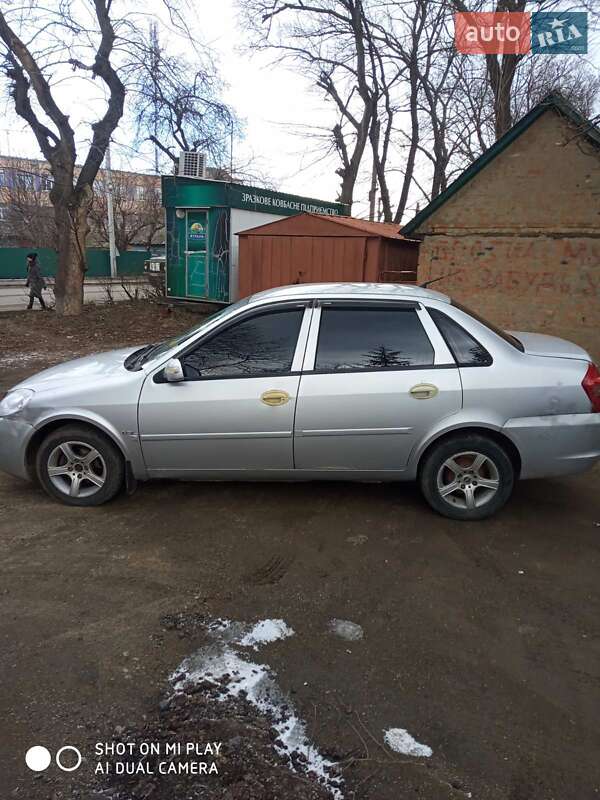 Lifan 520 2012
