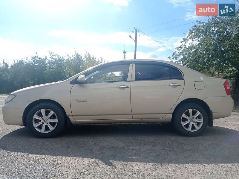 Седан Lifan 620 2011 в Тростянце