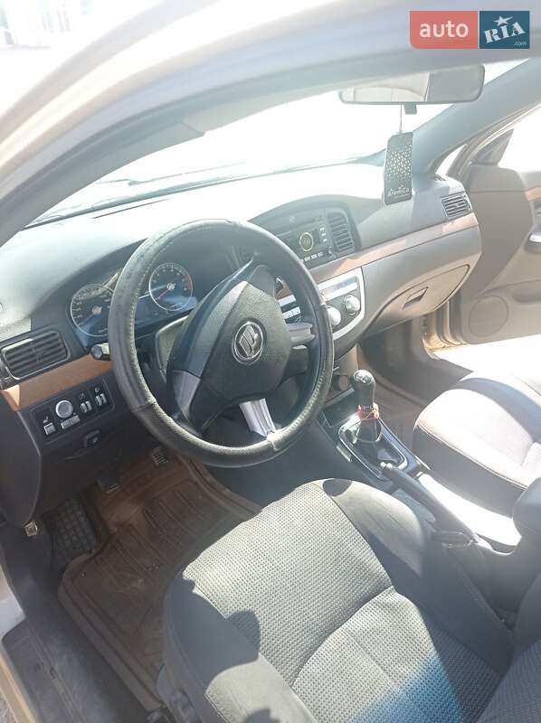 Седан Lifan 620 2011 в Тростянце