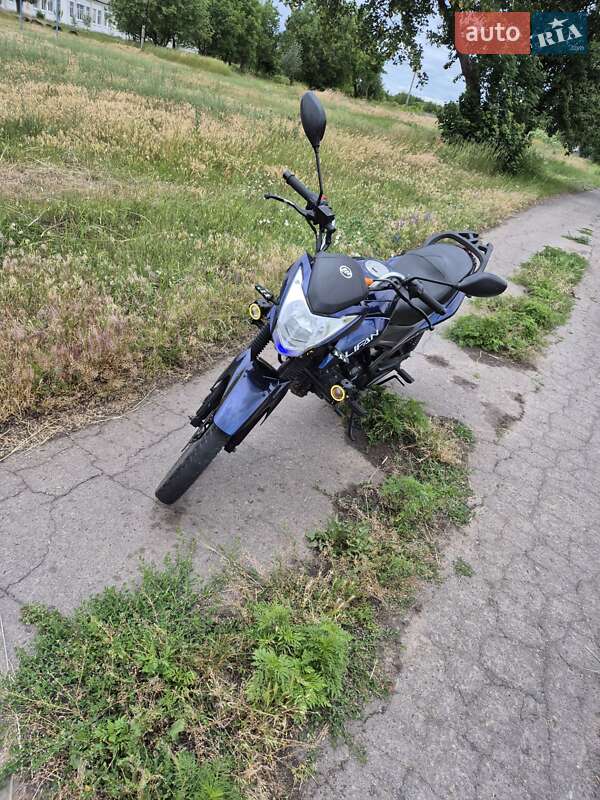 Мотоцикл Классик Lifan CCR 2019 в 