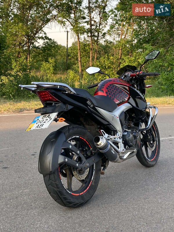 Мотоцикл Классік Lifan Irokez 2014 в Кропивницькому