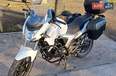 Мотоцикл Классик Lifan KP 200 2022 в 