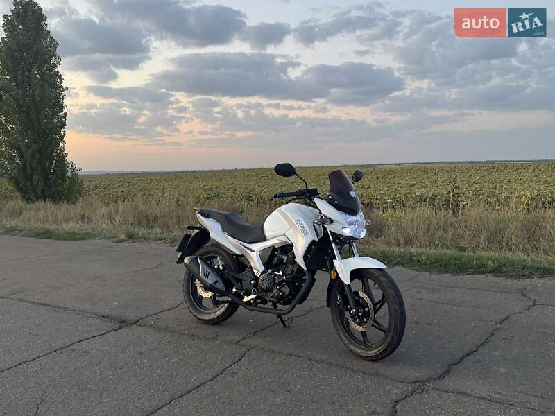 Мотоцикл Багатоцільовий (All-round) Lifan KP 200 2025 в Аджамці фото Мотоцикл Багатоцільовий (All-round) Lifan KP 200 2025 в Аджамці