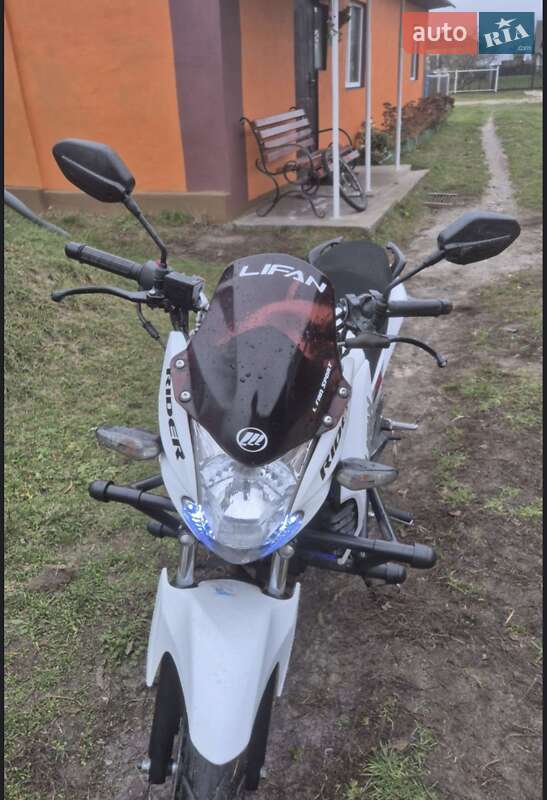 Мопеди Lifan KP 200 2023 в Луцьку фото 3 Мопеди Lifan KP 200 2023 в Луцьку