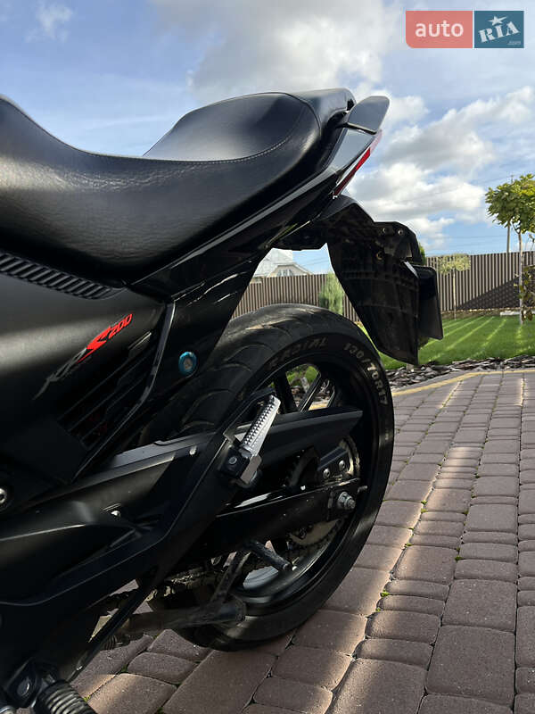 Мотоцикл Классик Lifan KPS 200 2024 в Чорткове