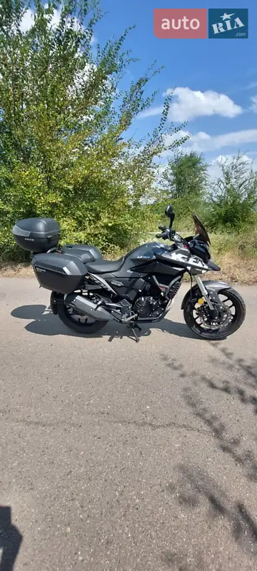Мотоцикл Туризм Lifan KPT 2019 в 