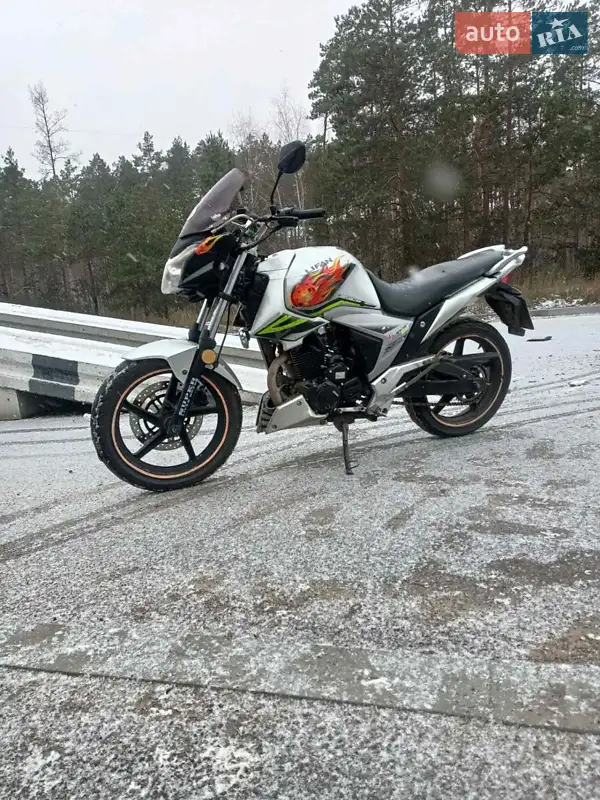 Lifan LF 250-3A 2014