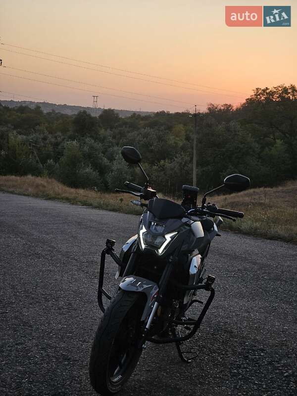 Lifan SR 220 2024 Lifan SR 220 2024