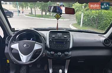Внедорожник / Кроссовер Lifan X60 2013 в 