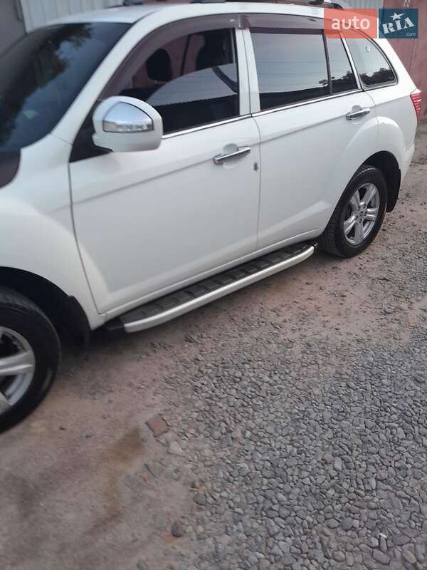 Внедорожник / Кроссовер Lifan X60 2014 в Киеве фото 6 Внедорожник / Кроссовер Lifan X60 2014 в Киеве