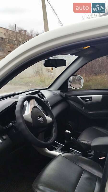 Внедорожник / Кроссовер Lifan X60 2014 в Черкассах