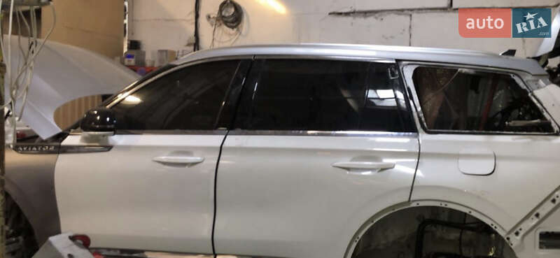 Позашляховик / Кросовер Lincoln Aviator 2021 в Одесі