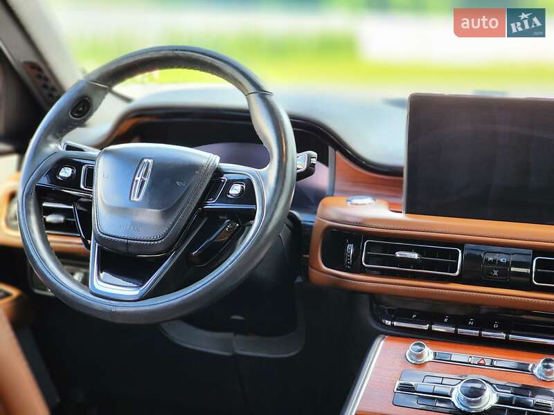 Позашляховик / Кросовер Lincoln Aviator 2021 в Луцьку