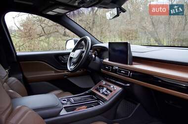 Внедорожник / Кроссовер Lincoln Aviator 2022 в 