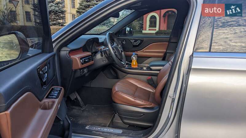 Внедорожник / Кроссовер Lincoln Aviator 2021 в Киеве фото 17 Внедорожник / Кроссовер Lincoln Aviator 2021 в Киеве
