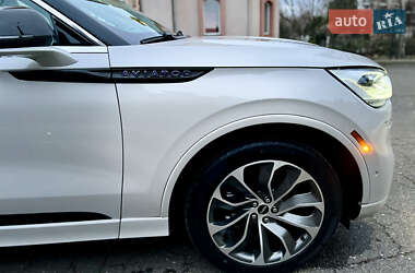 Позашляховик / Кросовер Lincoln Aviator 2020 в 