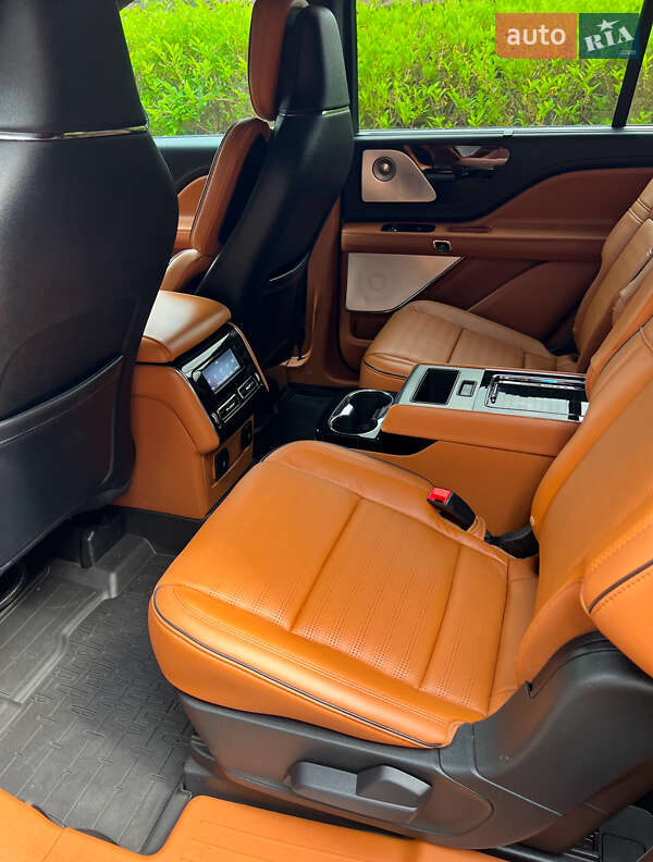 Позашляховик / Кросовер Lincoln Aviator 2021 в Києві